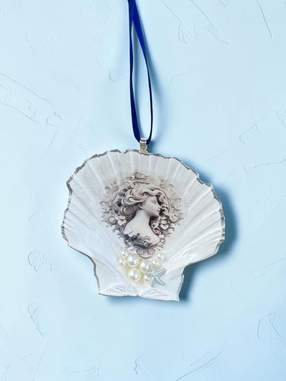 "Blue Ribbon Bombshells"